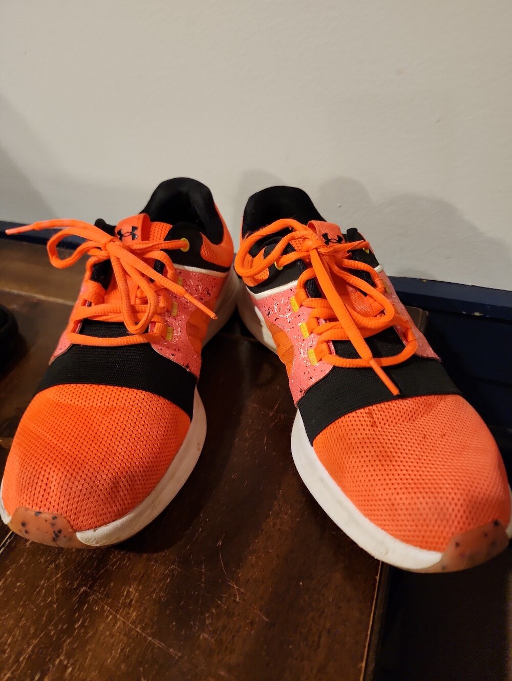 Under Armour Charged Bliss Sportstyle Athletic Sneakers Pink Coral Size 9.5 Wome